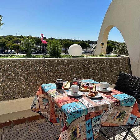 Superbe Studio, Terrasse, Piscine, Parking Le Grau-du-Roi Luaran gambar