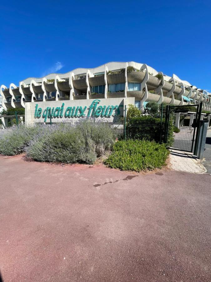 Superbe Studio, Terrasse, Piscine, Parking Le Grau-du-Roi Luaran gambar